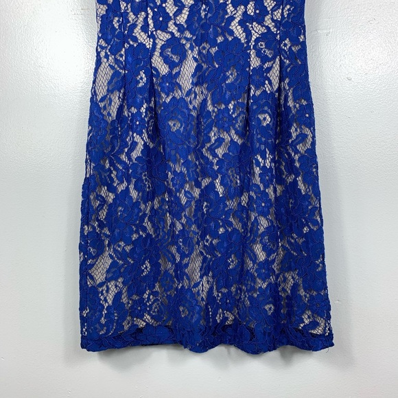 Aidan Mattox | V-Neck Lace Blue Cocktail Dress | Size 6 - Picture 3 of 8